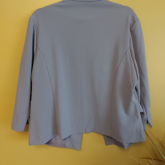 NWT Steel Blue Cropped Blazer - Picture 2 of 3
